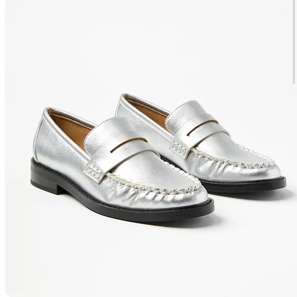 LOFT-Brand new Metallic Loafers - Picture 3 of 4